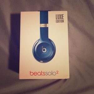 Blue Beats Solo 2